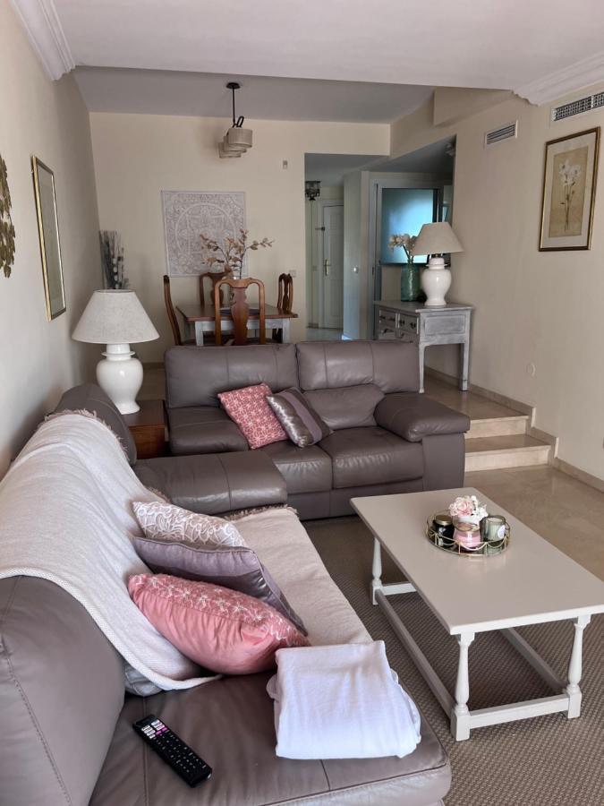 Estrelicia II Lägenhet Marbella Exteriör bild