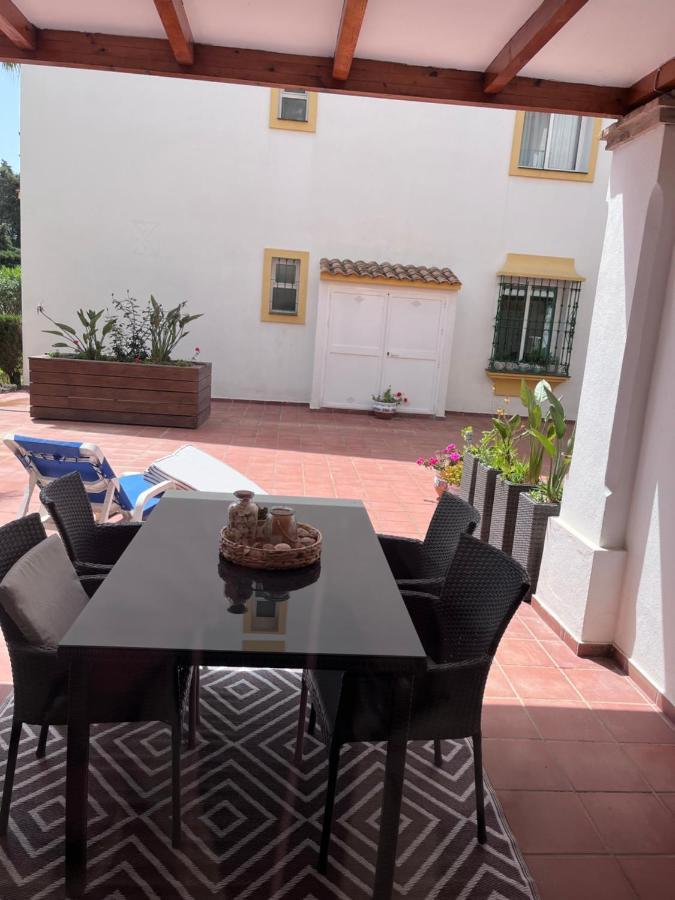 Estrelicia II Lägenhet Marbella Exteriör bild