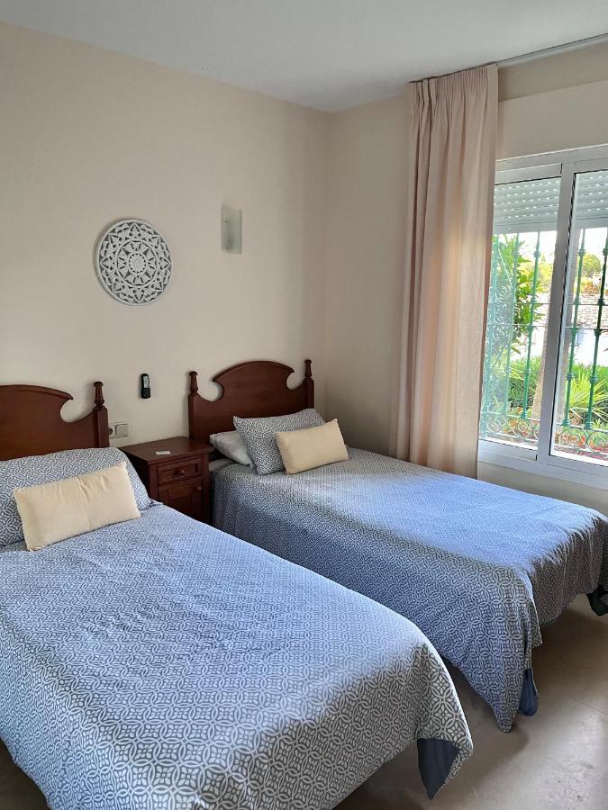 Estrelicia II Lägenhet Marbella Exteriör bild