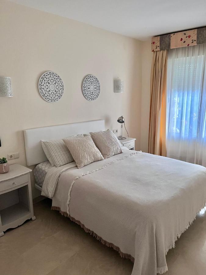 Estrelicia II Lägenhet Marbella Exteriör bild